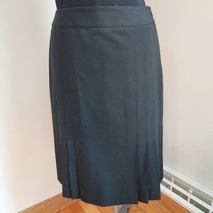 Loft pleated skirt